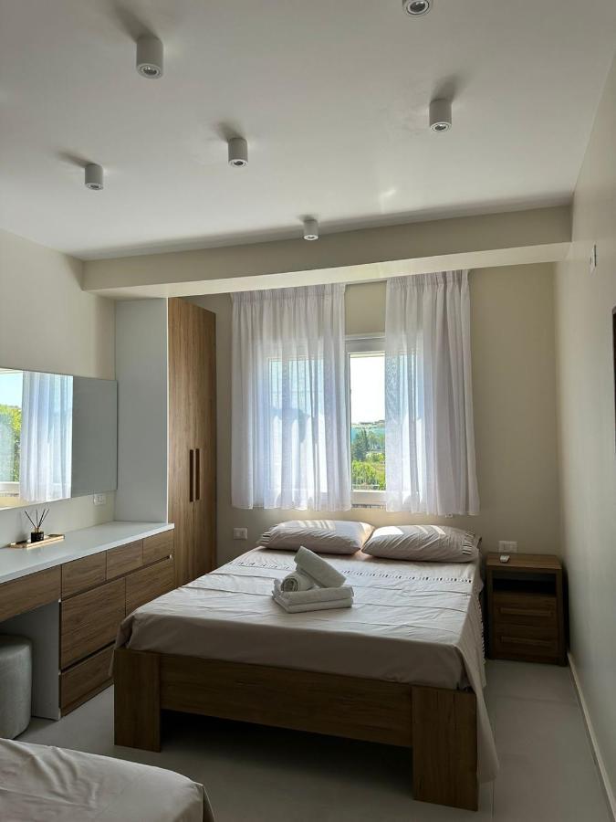Golem, Durres * Golem (Tirana)